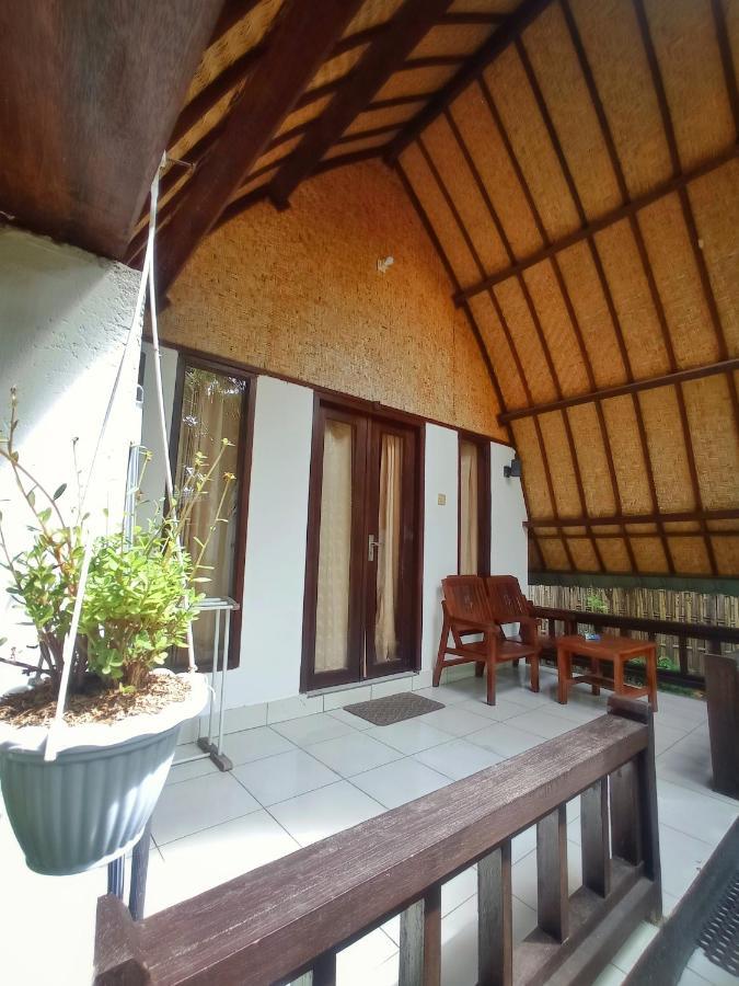 Follow The Rabbit Bungalow Gili Air Exterior foto